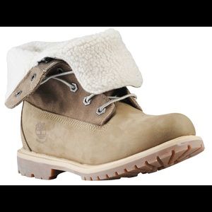Timberland fold down taupe boots